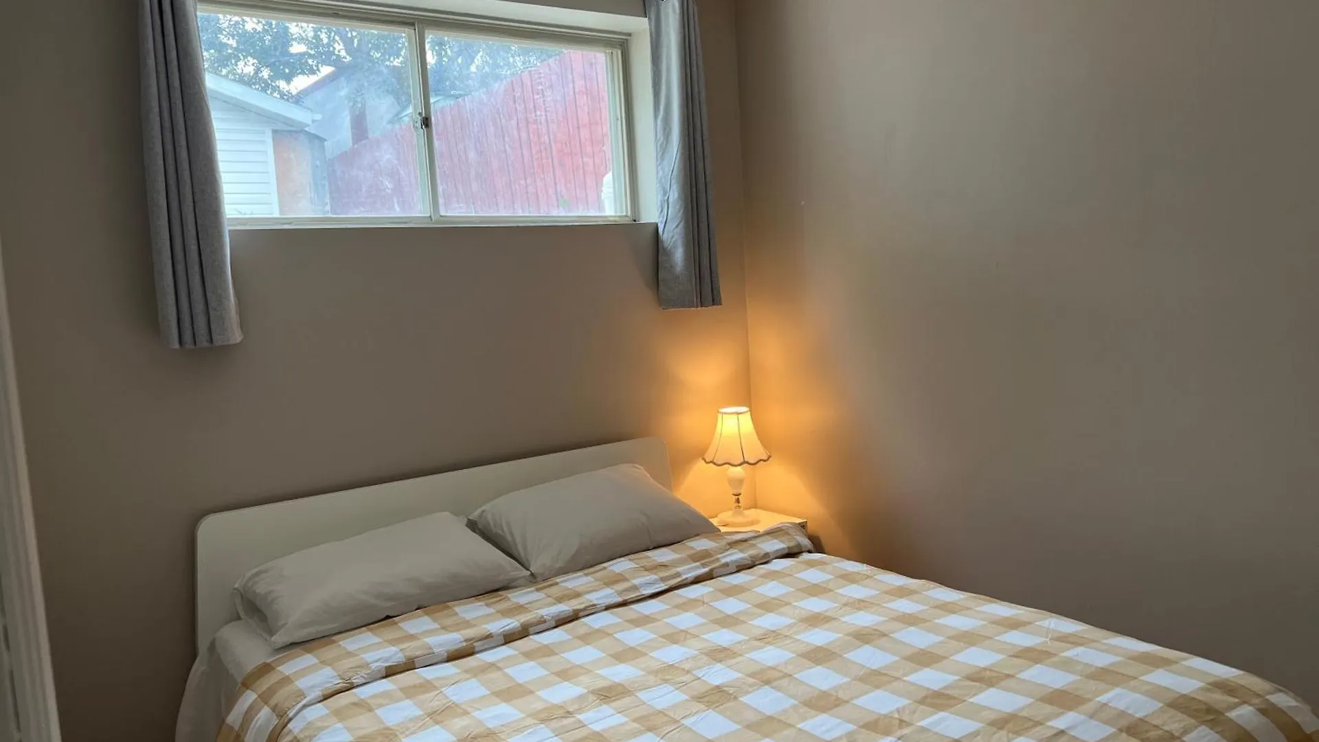Modern Single House-Great Deal For Longer Stay 卡加利 0*,  加拿大